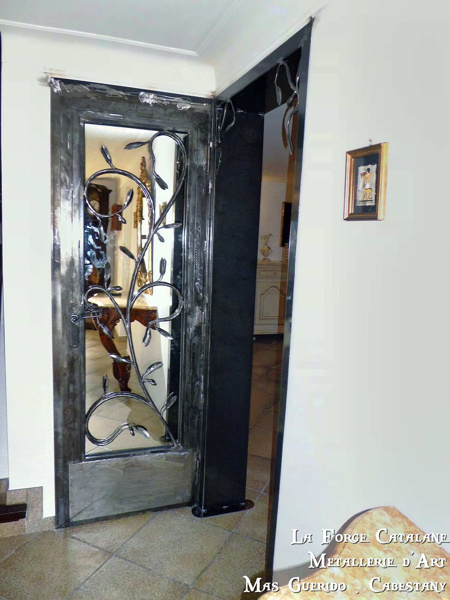 porte interieur remplissage  rameau olivier et vitrage miroir  forge catalane 3.jpg